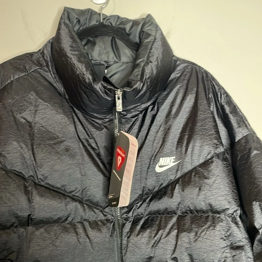Nike | Women’s Black Therma Fit Synthetic Fill Puffer Coat Size XXL NWT